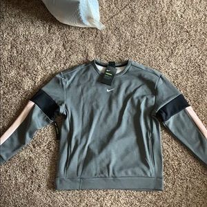 Nike Therma Sweatshirt